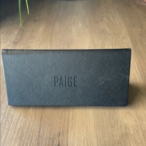 PAIGE Black Glasses Case